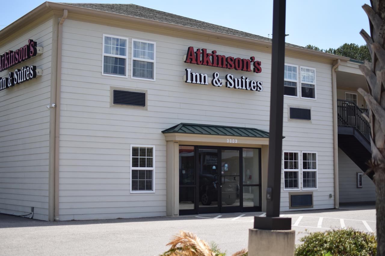 Atkinson Inn & Suites 럼버튼 외부 사진